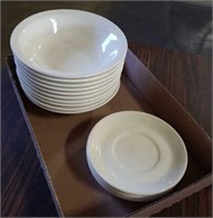 10 plates 3 saucers