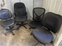Set of 4 very nice office chairs