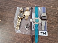 LOT OF WATCHES