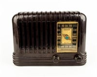 Vintage Westinghouse Bakelite Tube Radio