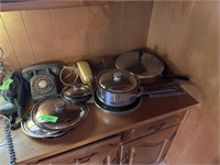 LOT OF MISC COOKWARE SEE ALL PICS