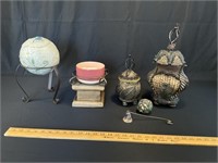 Lot of items shown