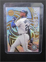 1998 PACIFIC REVOLITION KEN GRIFFEY JR HOLO