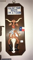 Wooden sign you bet your boots I’m a Texan