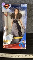 Collectible Superman Lois lane Barbie doll.