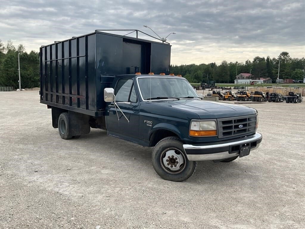 1997 Ford F350 Truck With Dump Box