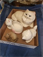 4 Vintage Ceramic Cat Figures