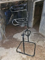 Steel 3 saddle stand