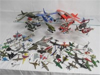 TOY AIRPLANE LOT: