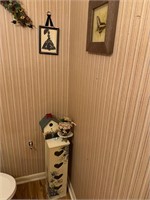 Bathroom Décor & toilet paper holder
