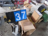 GROUP OF PARTS-LAWN MOWER BAGGER BLOWERS,