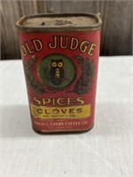 VINTAGE OLD JUDGE SPICE CLOVES TIN - ST LOUIS MO