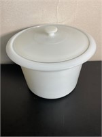 Milk glass canister