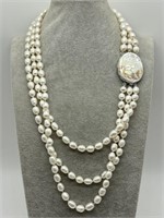 Fine Hand-Knotted Cultured Pearl & Cameo Necklace