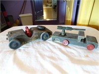 Antique wood toy military Jeep & machine gun