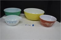 Four Vintage Pyrex Bowls