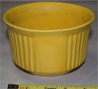 Vtg McCoy USA Pottery 138 Yellow Ribbed Planter