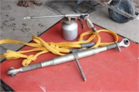 tow rope, top link, oil spray gun