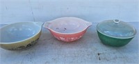 Vintage Pyrex Casserole Dishes & Bowl