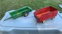 Ertl John Deere manure spreader and new Holland