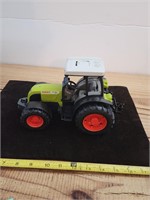 Nectis Tractor with Attachable Trailer