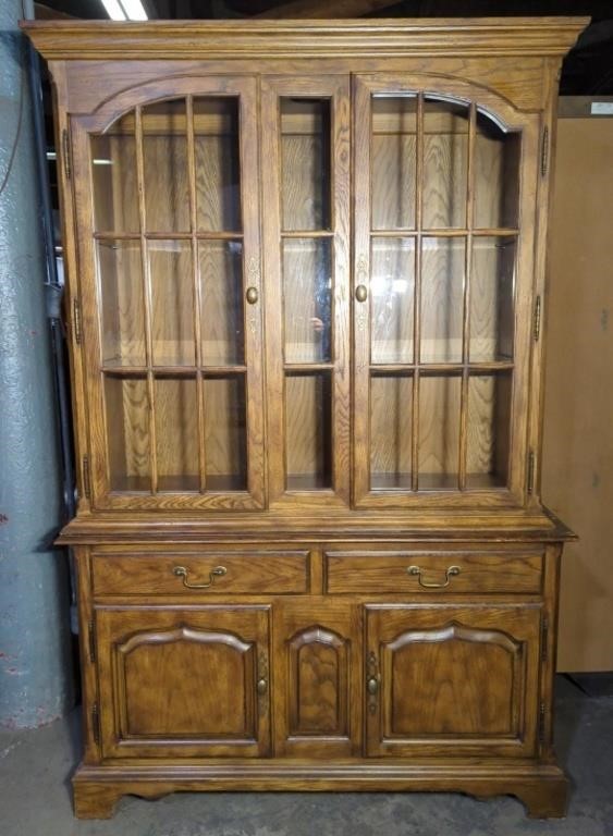 (F) Drexel Lighted Curio Cabinet (52"×18"×79")