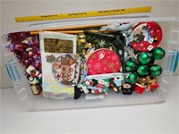 Entire tote of Christmas items