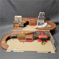 Hotwheels City -as is -missing pieces