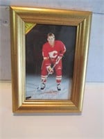 SIGNED FRAMED CALGARY FLAMES  #11 COLIN PATTERSON