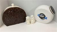 (2) Oreo cookie jars, the Oreo cookie lid is