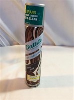BATISTE dry shampoo plus with a hint of color