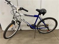 REVOLUTION GETAWAY WHITE & BLUE MOUNTAIN BIKE