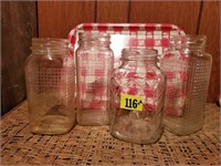 Checkered snack tray, jars (4)