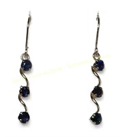 10K White gold sapphire (0.85 cts) earrings