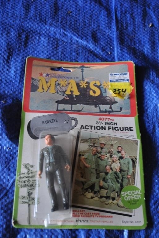 1970 TriStar M.A.S.H 3 3/4" Hawkeye figure