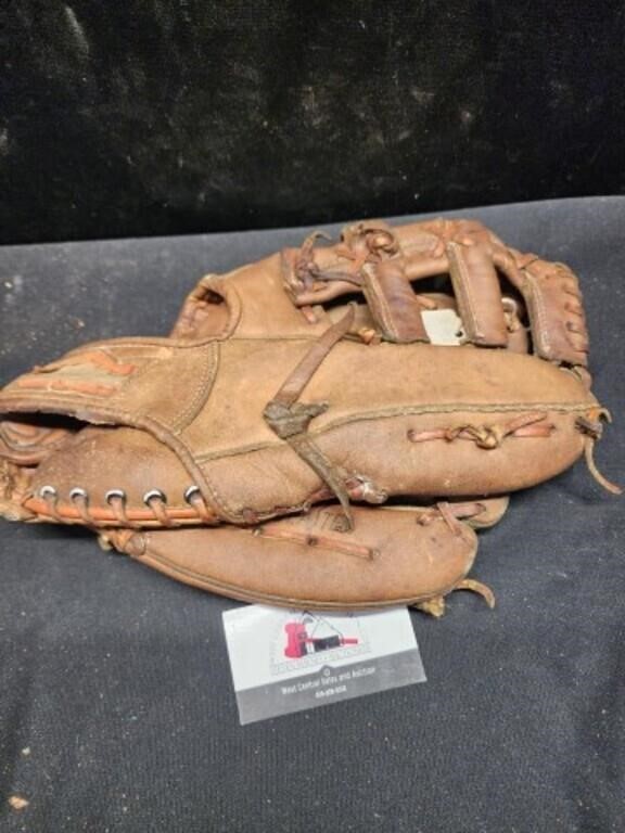 MacGregor Pete Rose Glove