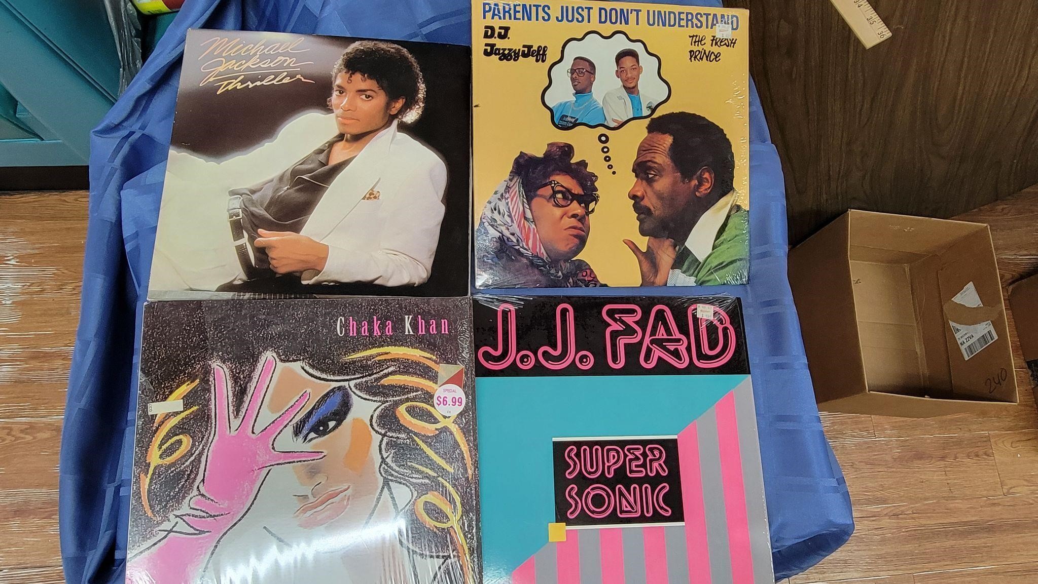 Album  Lot