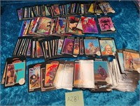 11 - MIXED LOT OF COLLECTIBLE CARDS (A281)
