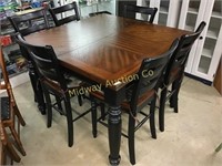 BARTOP TABLE WITH BUTTERFLY LEAFAND 6 STOOLS