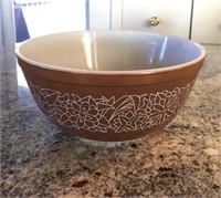 Vintage Pyrex Bowl