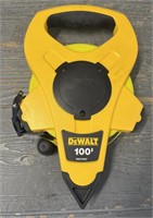 DeWalt 100ft Measuring Tape