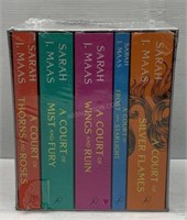 A Court of Thorns and Roses Books Boxset NEW $130