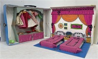 (AM) Barbie & Stacey Sleep N Keep Case. See