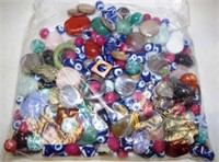 Quantity of glass & semi precious beads/stones