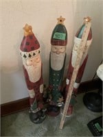 Wood Santa statues set of three