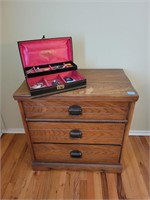 BASSETT FURNITURE 3 DRAWER NIGHTSTAND