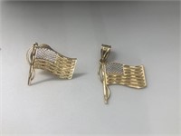 14kt pendant and pin American Flag