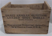 (AB) Vtg Winchester ammunition box