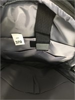 MY GREEN BUSINESS RUCKSACK WITH USB CHARGING PORT