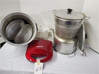 lot of vintage cookware